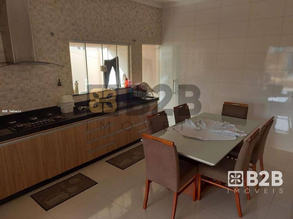 Casa, 3 quartos, 260 m² - Foto 6
