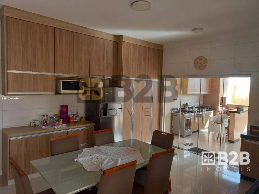 Casa, 3 quartos, 260 m² - Foto 6