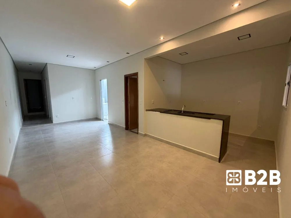 Casa, 2 quartos, 95 m² - Foto 1