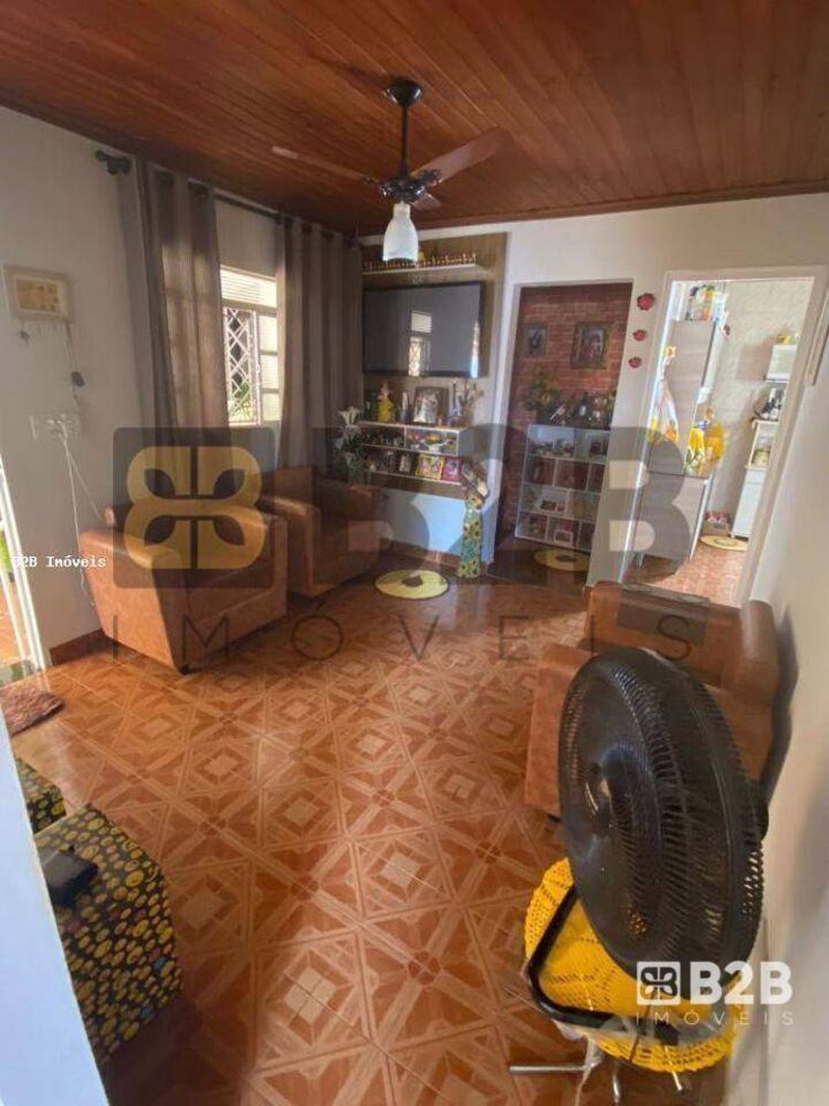 Casa à venda com 3 quartos, 41m² - Foto 5