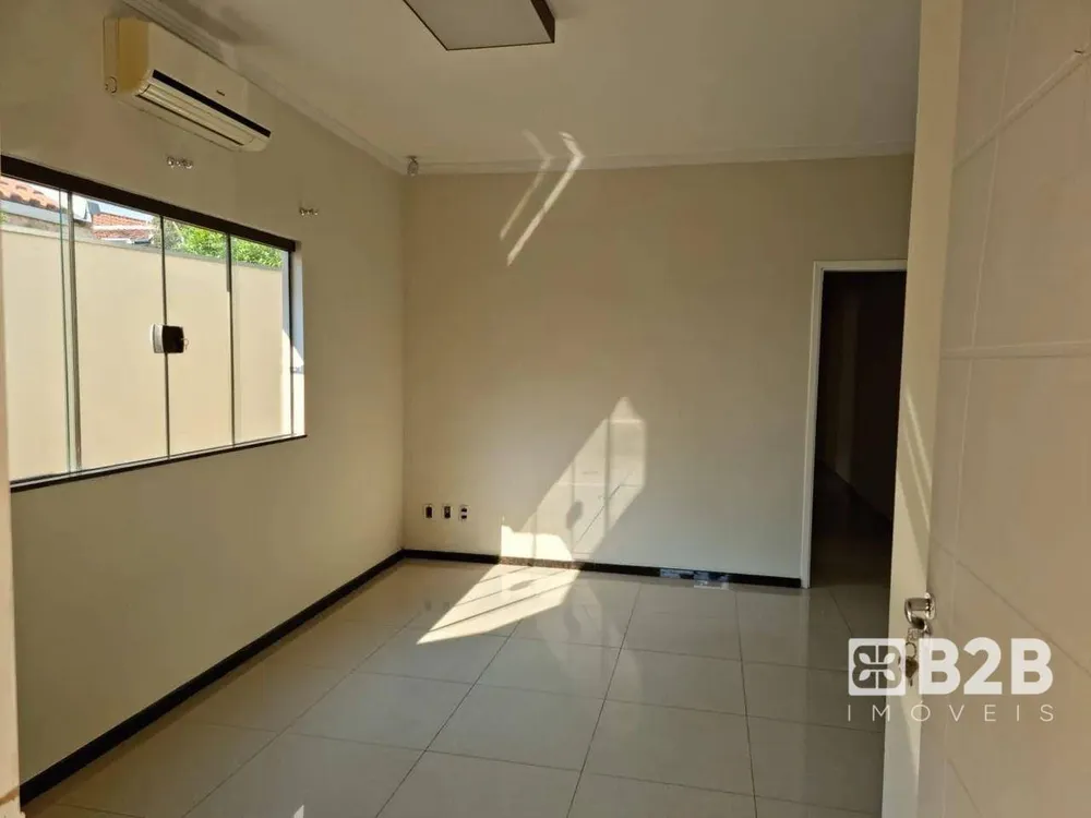 Casa, 4 quartos, 200 m² - Foto 4