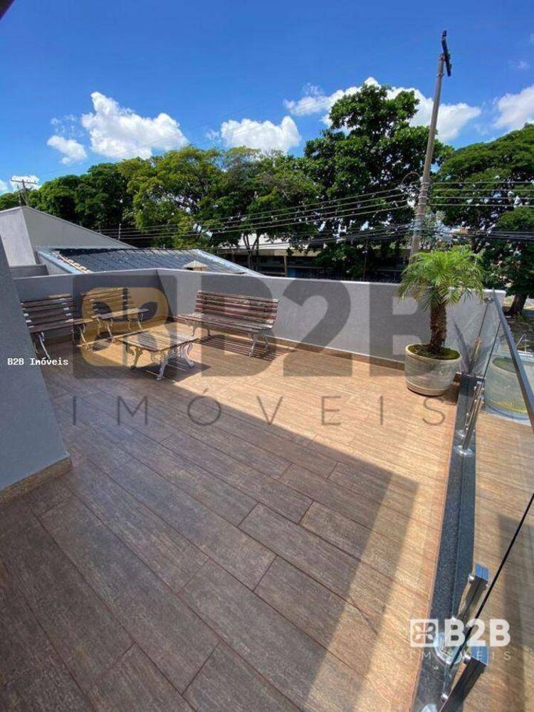 Casa, 3 quartos, 216 m² - Foto 4