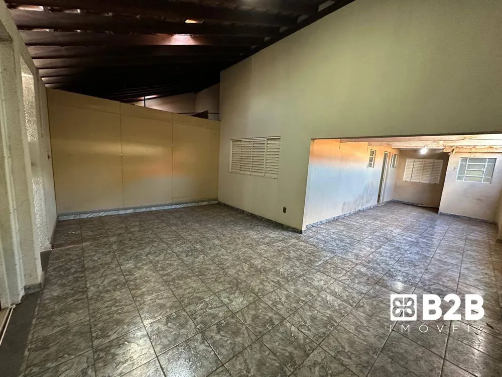 Casa, 4 quartos, 260 m² - Foto 16