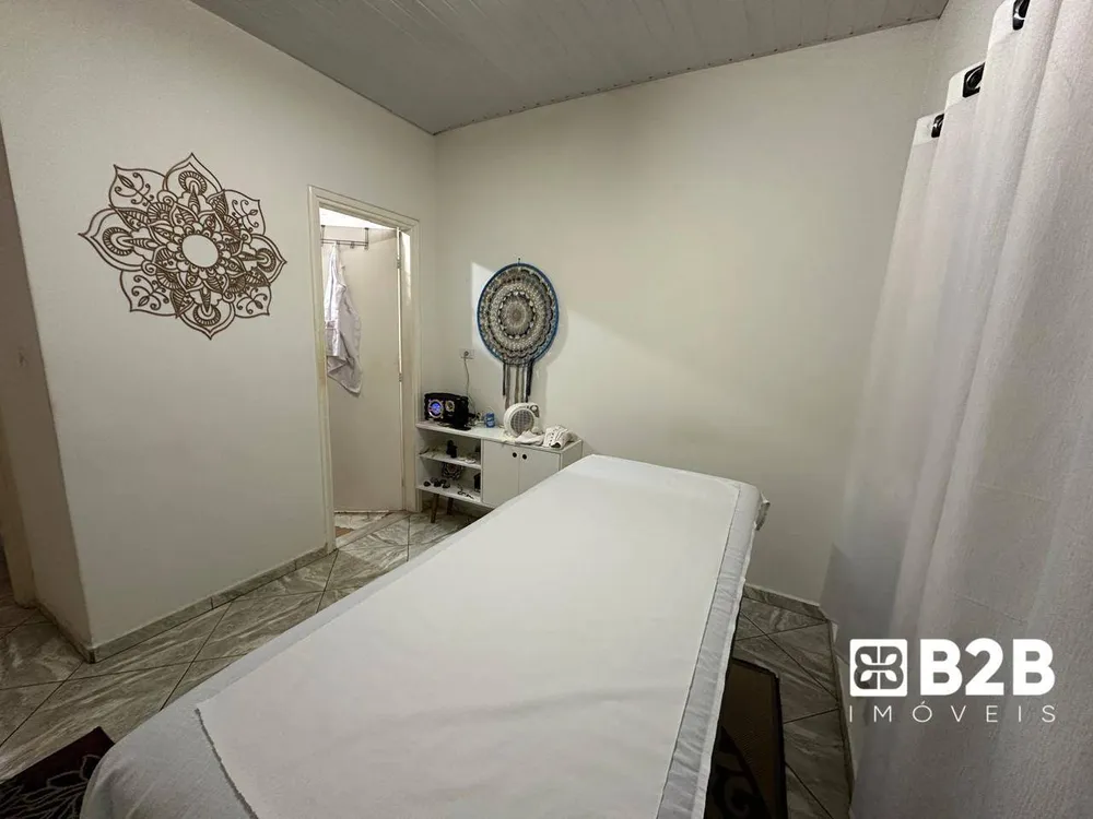 Casa, 4 quartos, 260 m² - Foto 3