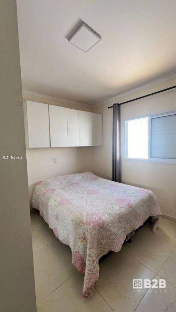 Casa, 2 quartos, 74 m² - Foto 1