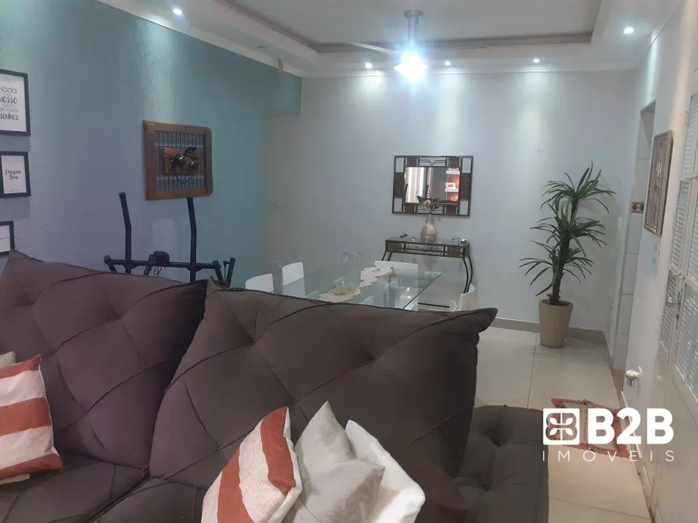 Casa, 3 quartos, 118 m² - Foto 2