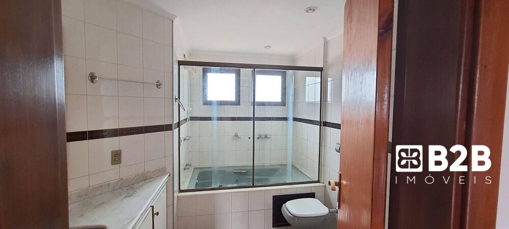 Apartamento à venda com 3 quartos, 189m² - Foto 9