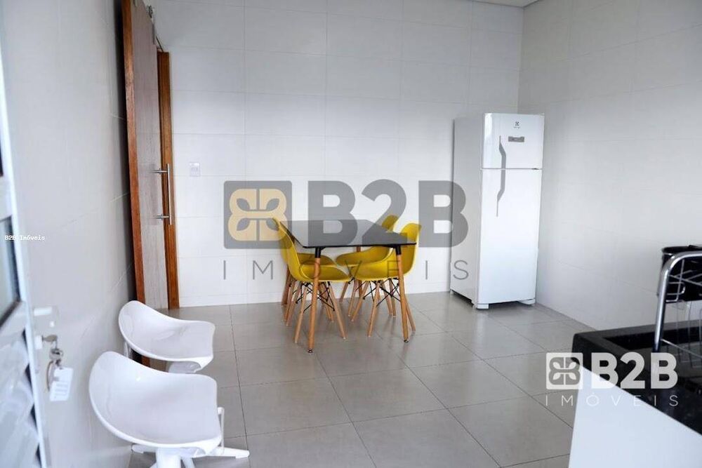 Casa à venda com 1 quarto, 70m² - Foto 1