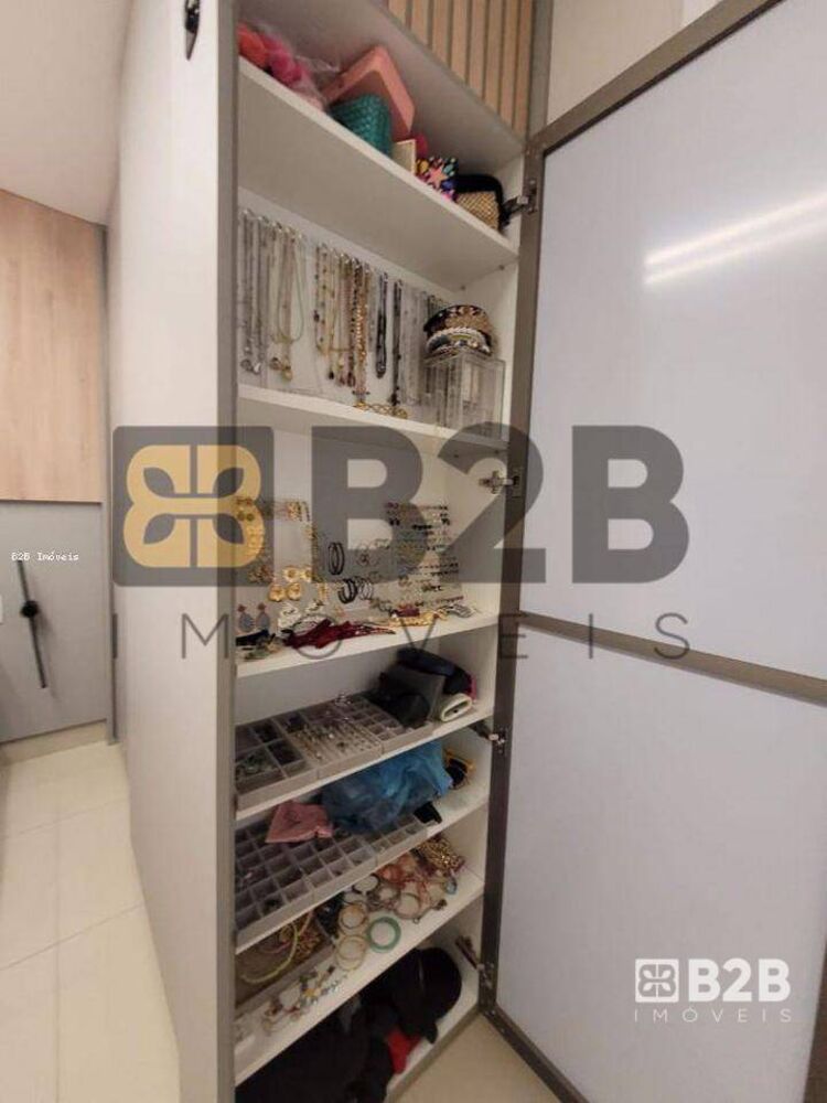 Apartamento à venda com 3 quartos, 107m² - Foto 10