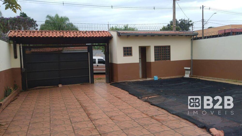 Chácara, 3 quartos, 270 m² - Foto 2