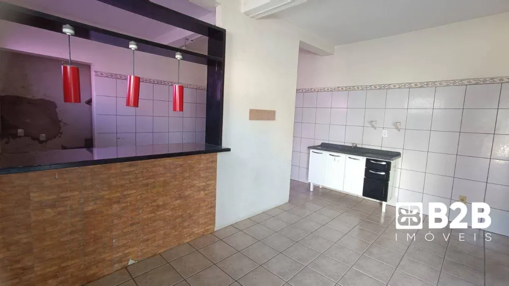 Casa, 3 quartos, 228 m² - Foto 2