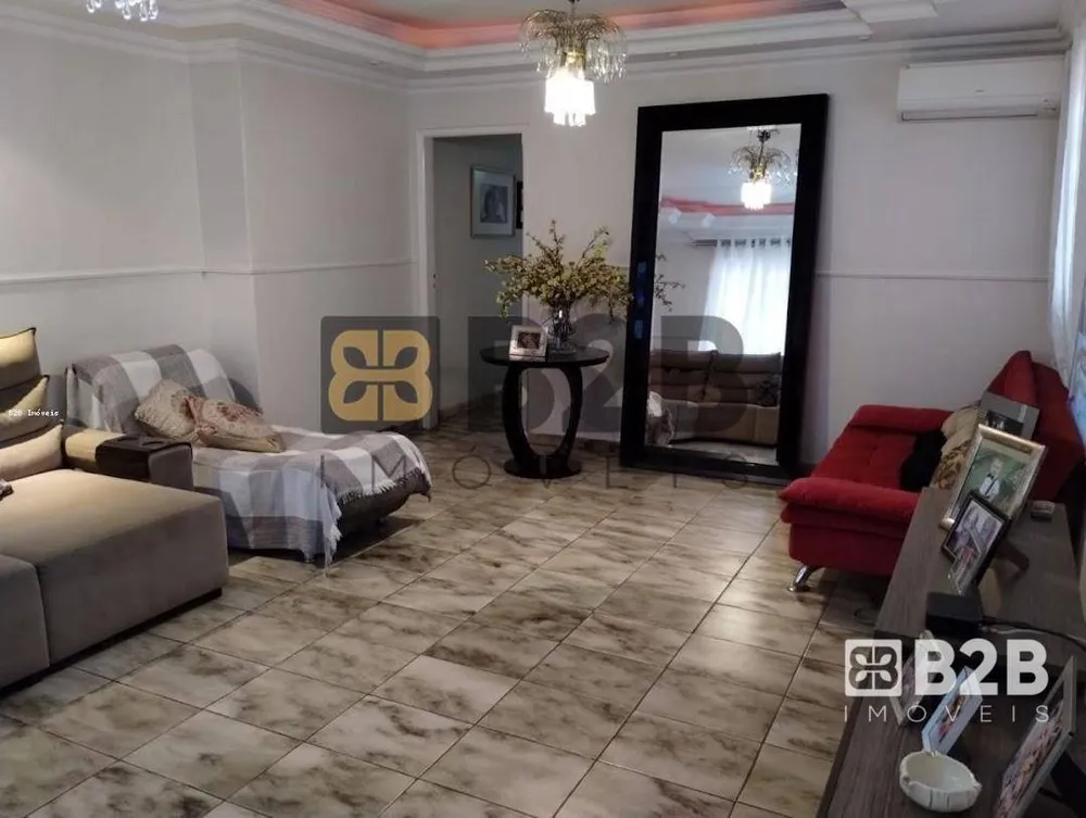 Casa, 3 quartos, 218 m² - Foto 12
