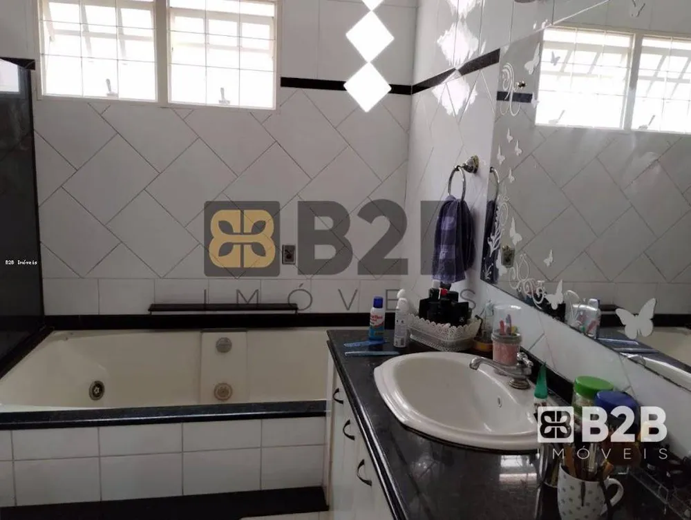 Casa, 3 quartos, 218 m² - Foto 16