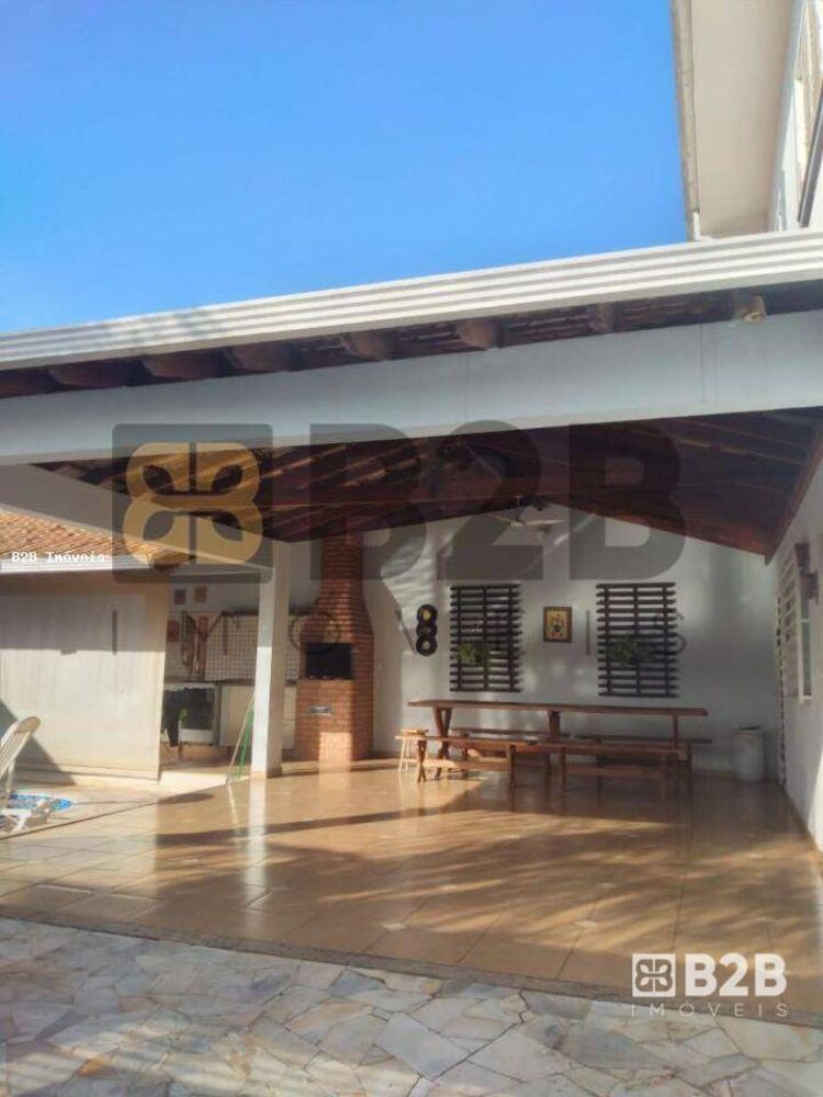 Casa, 3 quartos, 186 m² - Foto 1