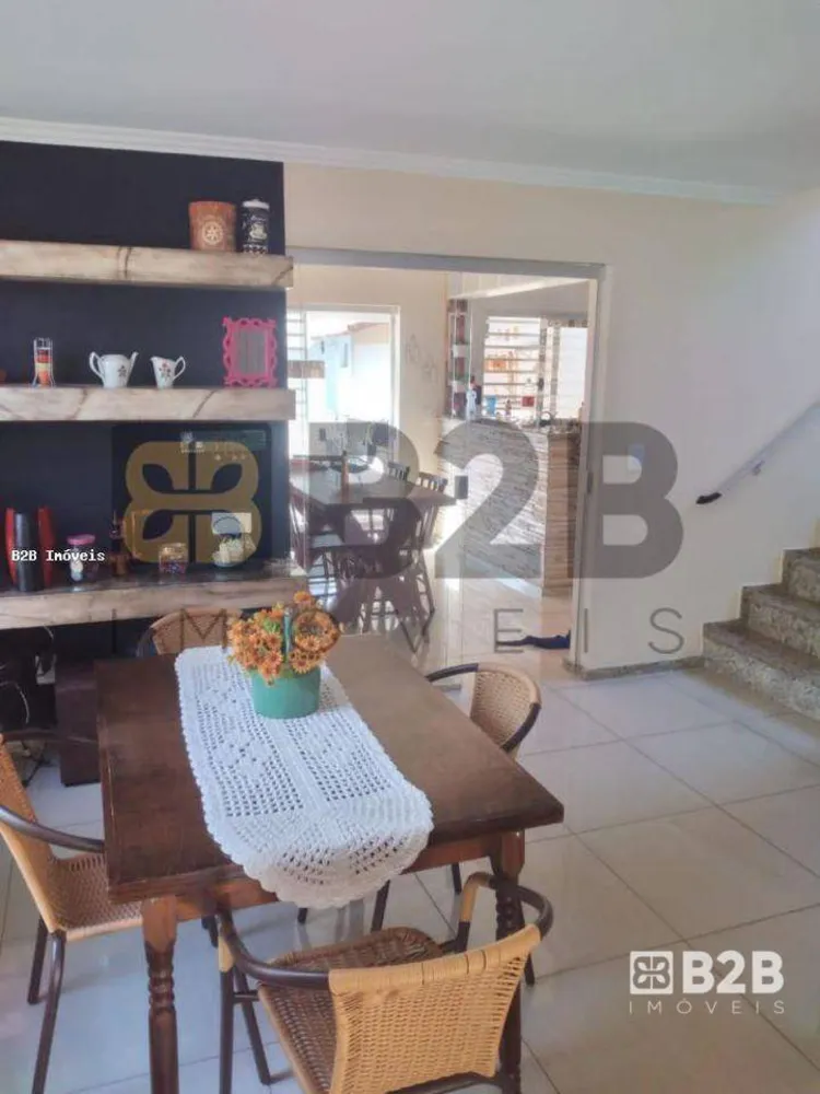 Casa, 3 quartos, 186 m² - Foto 1