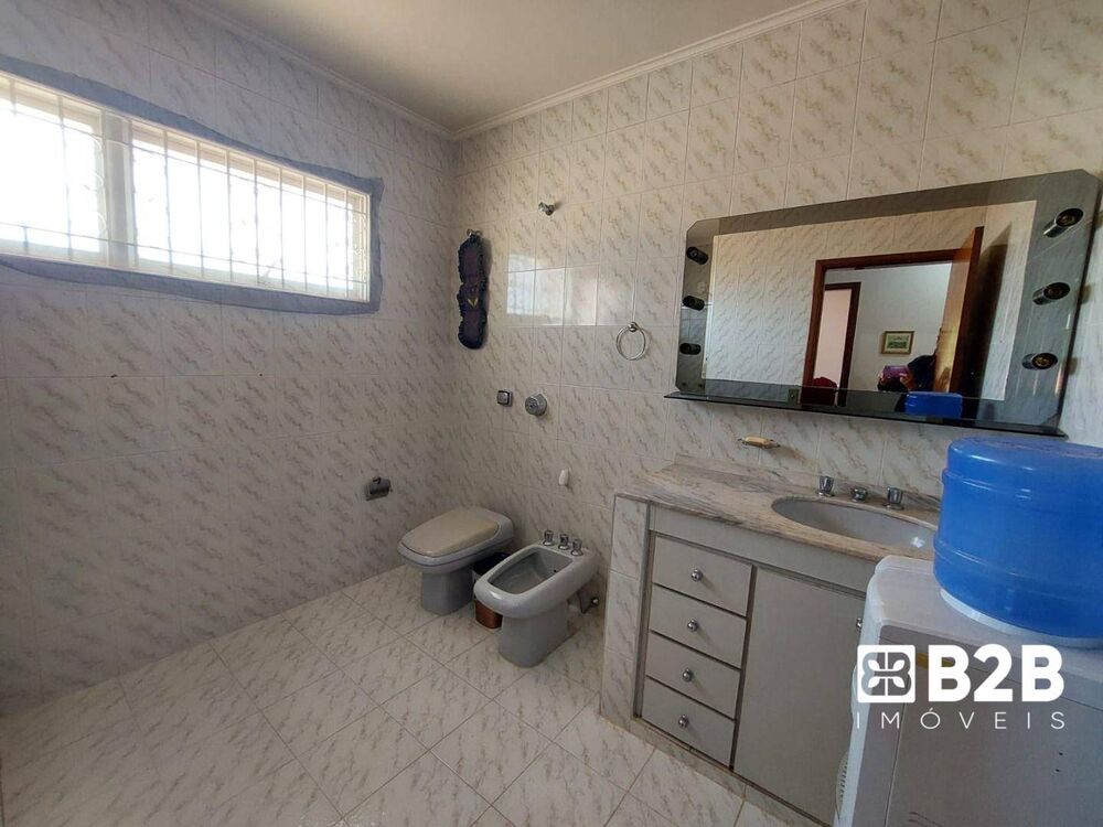 Casa à venda com 4 quartos, 292m² - Foto 34