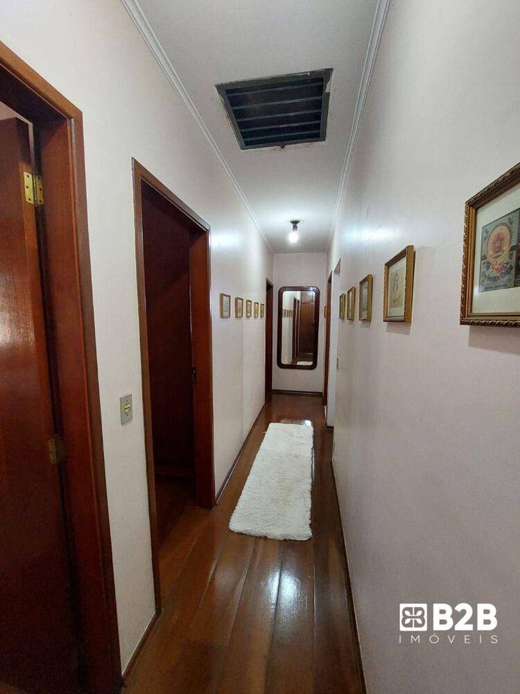 Casa à venda com 4 quartos, 292m² - Foto 16