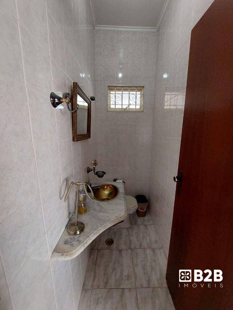 Casa à venda com 4 quartos, 292m² - Foto 21