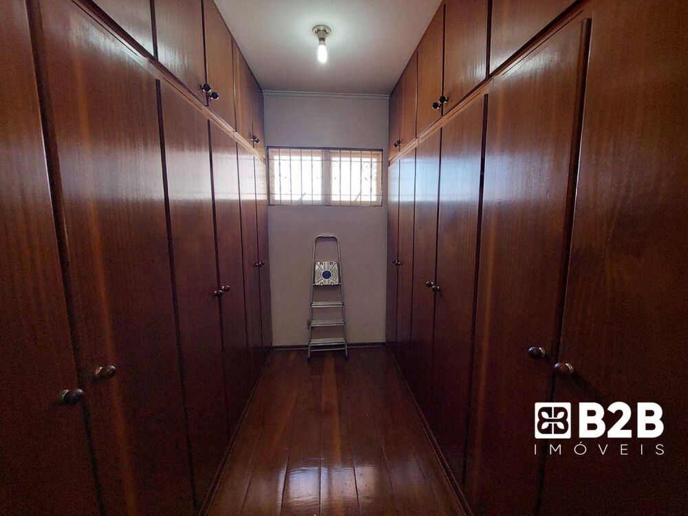 Casa à venda com 4 quartos, 292m² - Foto 39