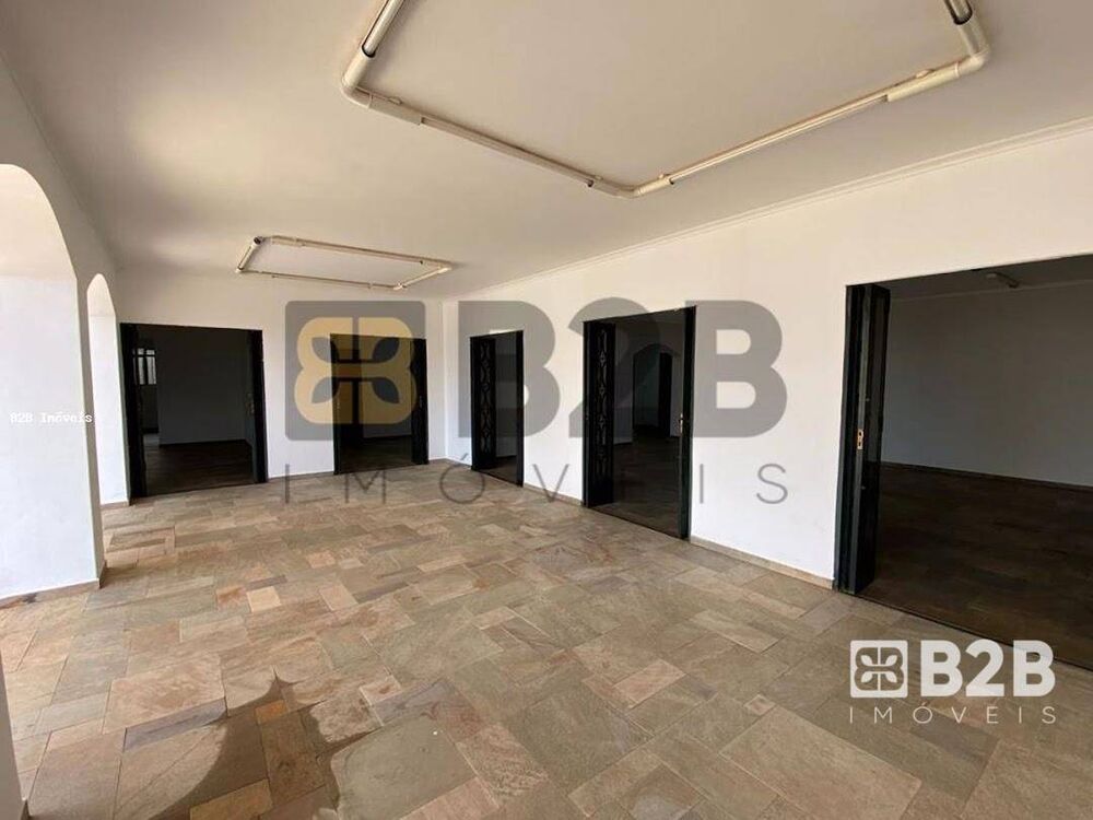 Casa, 5 quartos, 563 m² - Foto 3