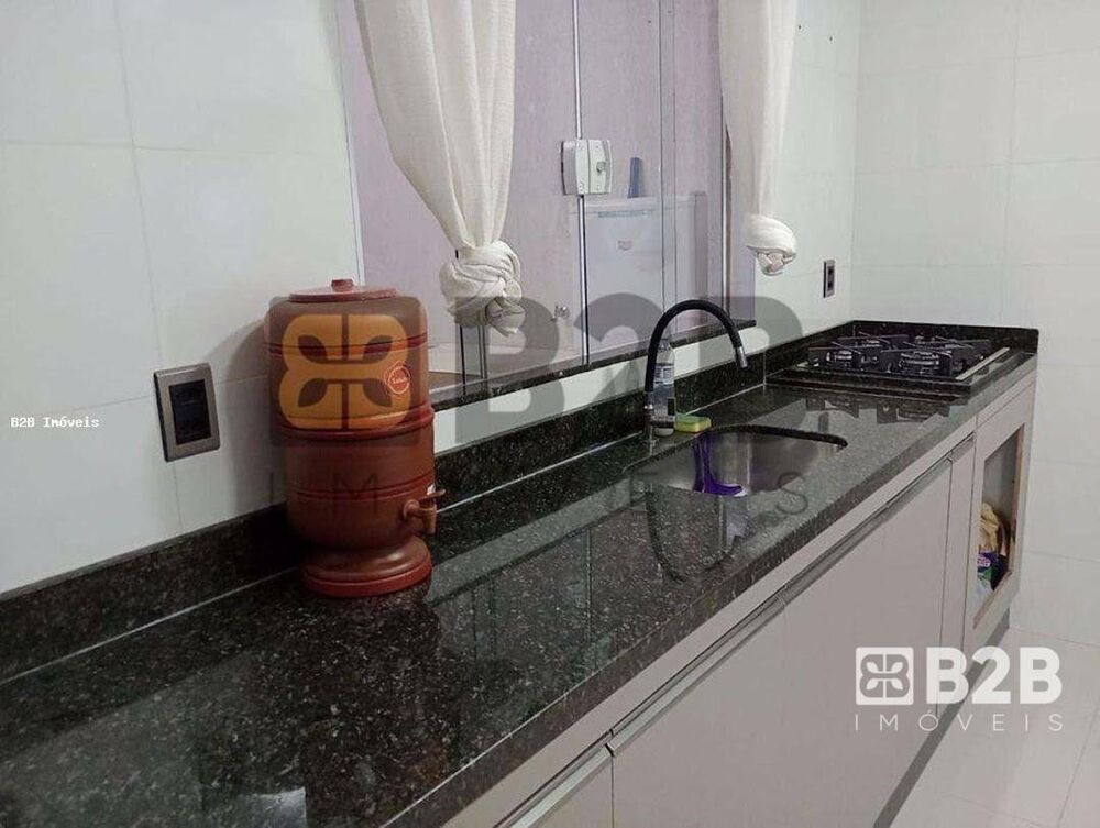 Casa à venda com 1 quarto - Foto 2