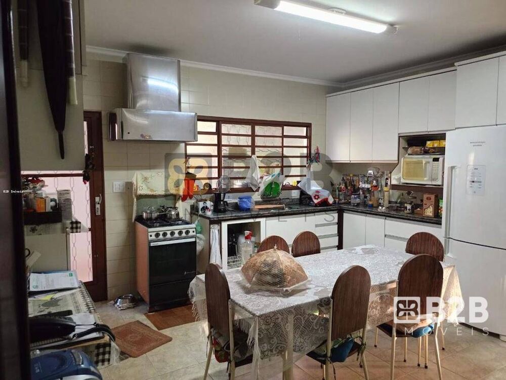 Casa, 3 quartos, 310 m² - Foto 2