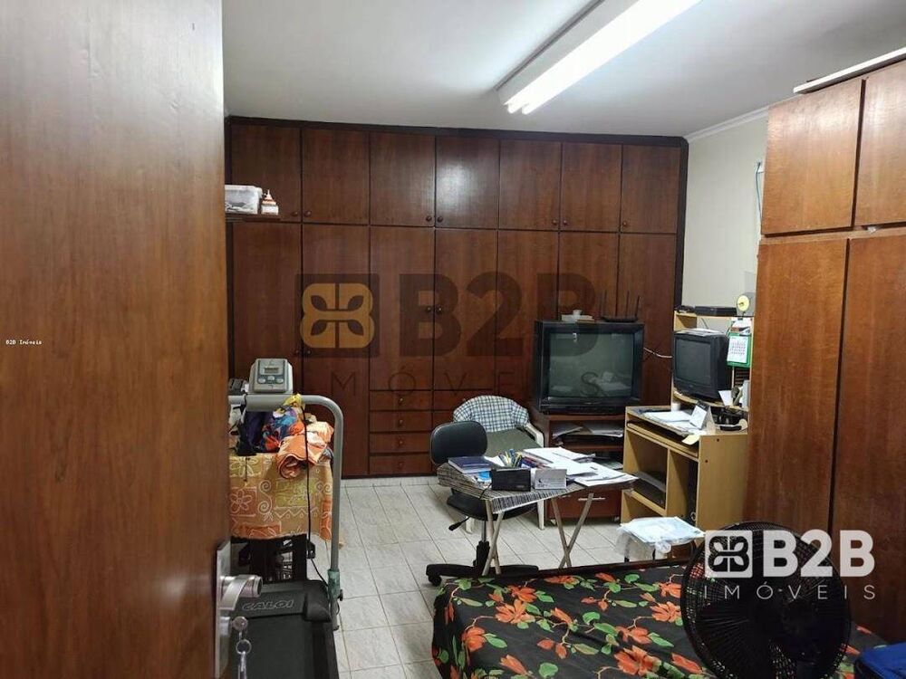 Casa, 3 quartos, 310 m² - Foto 13