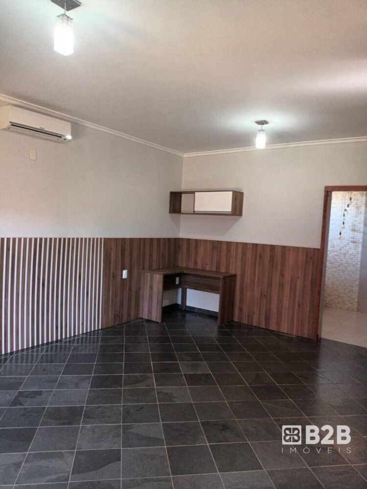 Chácara, 3 quartos, 4500 m² - Foto 1