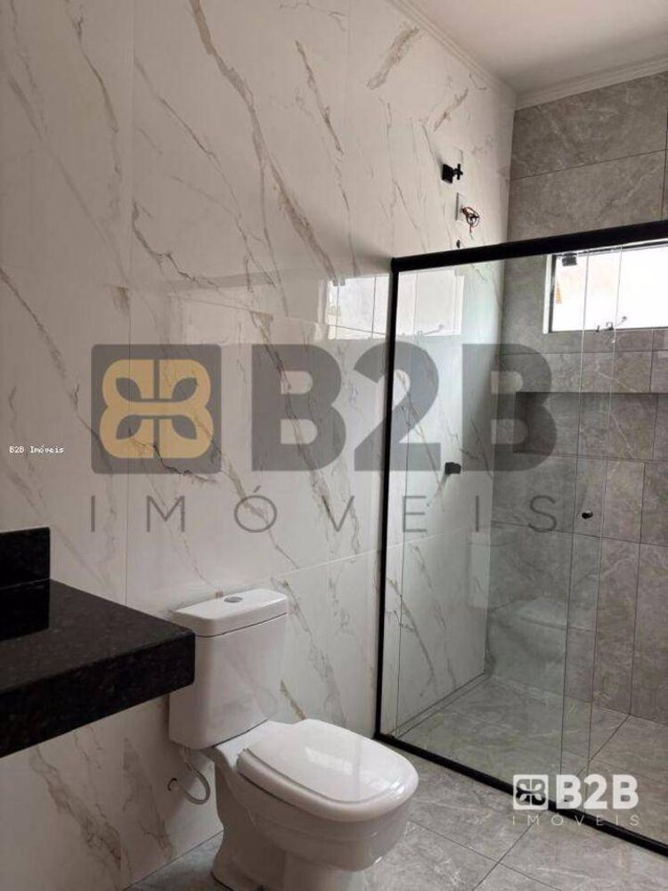 Casa à venda com 3 quartos, 242M2 - Foto 8