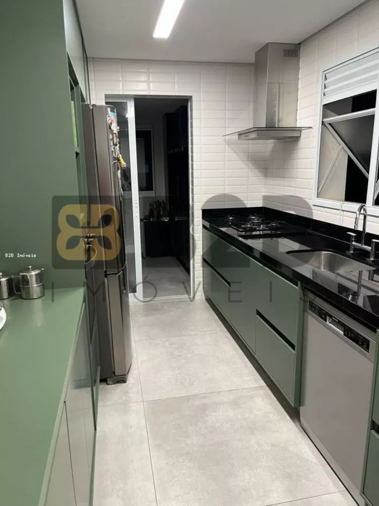 Apartamento à venda com 3 quartos, 124m² - Foto 4