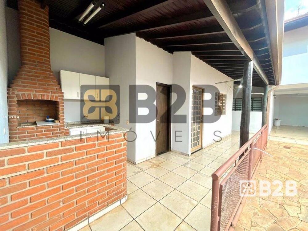 Casa, 4 quartos, 314 m² - Foto 2