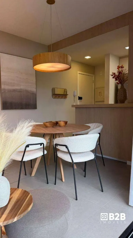 Apartamento, 2 quartos, 72 m² - Foto 2