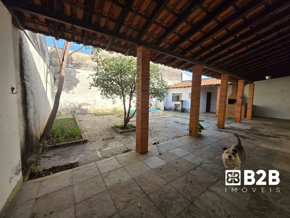 Casa, 5 quartos, 370 m² - Foto 1
