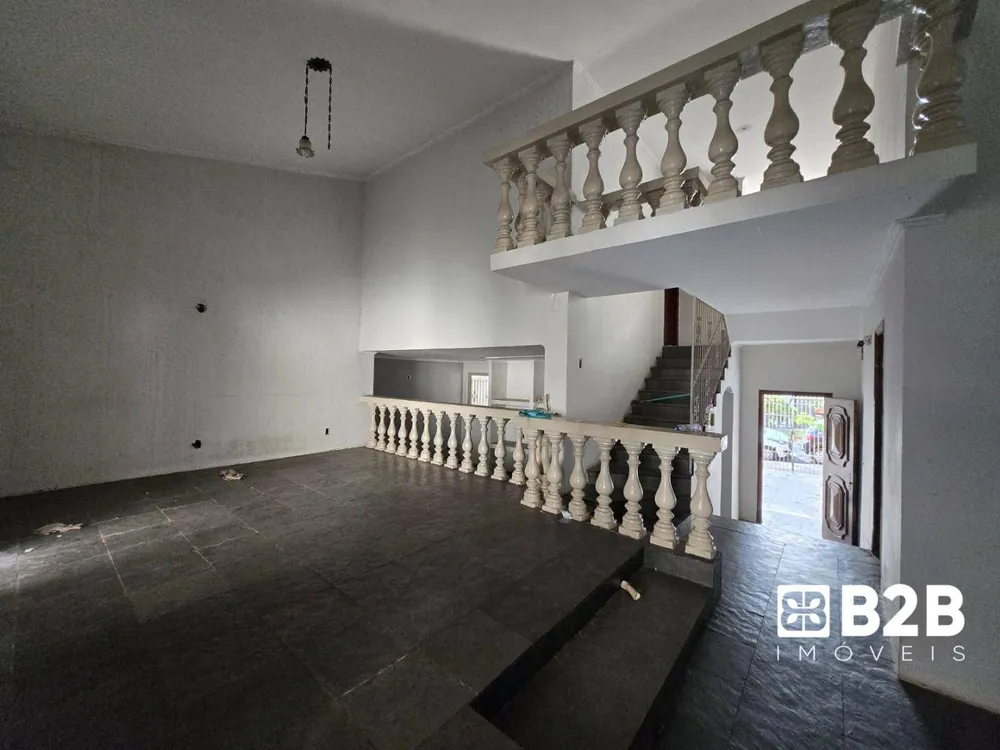 Casa, 5 quartos, 370 m² - Foto 2