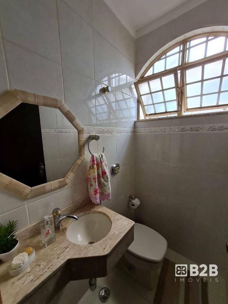 Casa, 3 quartos, 210 m² - Foto 15