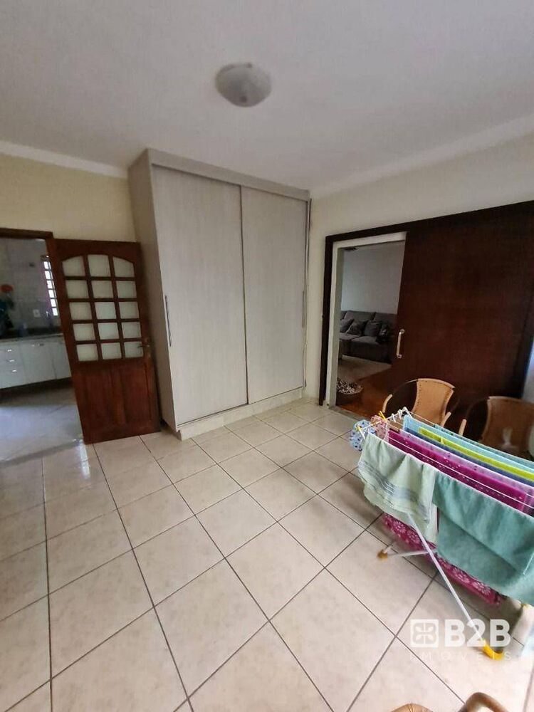 Casa, 3 quartos, 210 m² - Foto 20