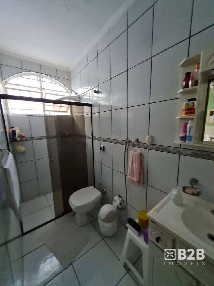 Casa, 3 quartos, 210 m² - Foto 11