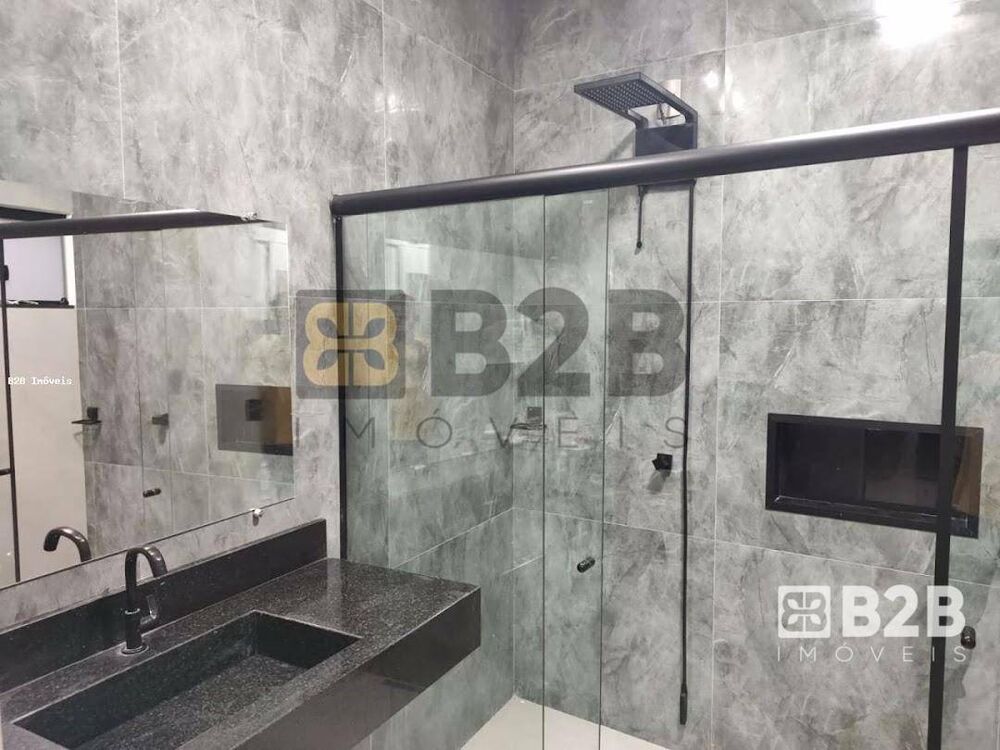 Casa, 3 quartos, 195 m² - Foto 2