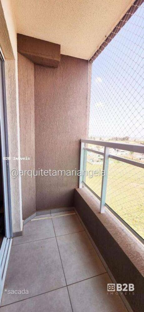 Apartamento à venda com 2 quartos, 68m² - Foto 2