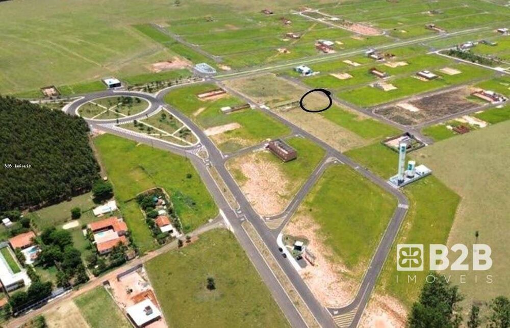 Loteamento e Condomínio, 300 m² - Foto 1