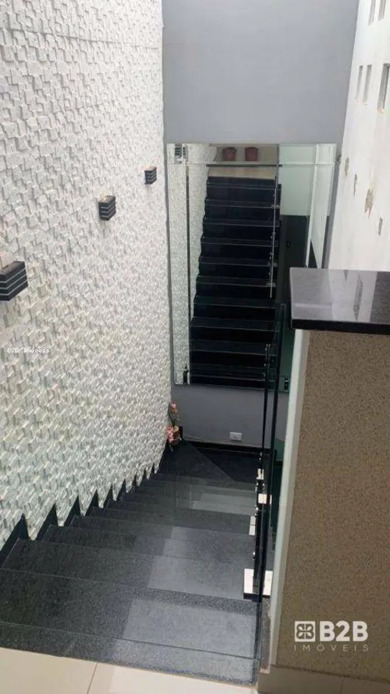 Casa, 4 quartos, 250 m² - Foto 10