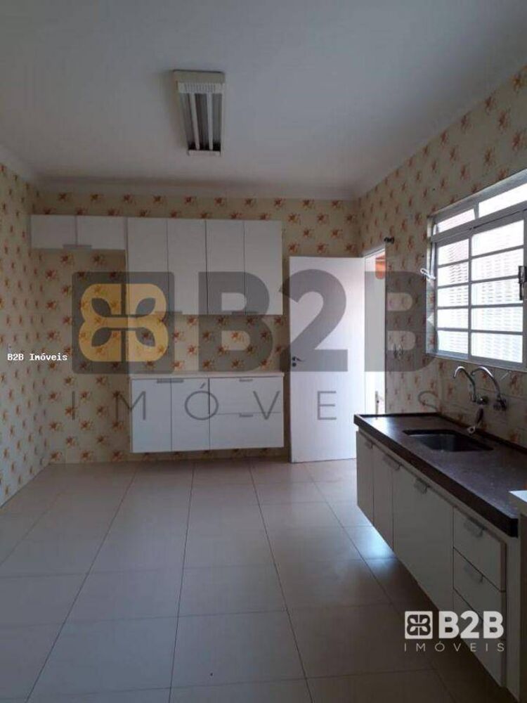 Casa, 3 quartos, 153 m² - Foto 2