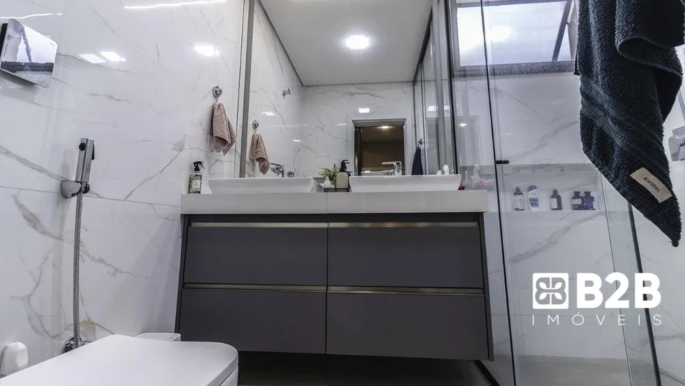 Casa, 3 quartos, 207 m² - Foto 4