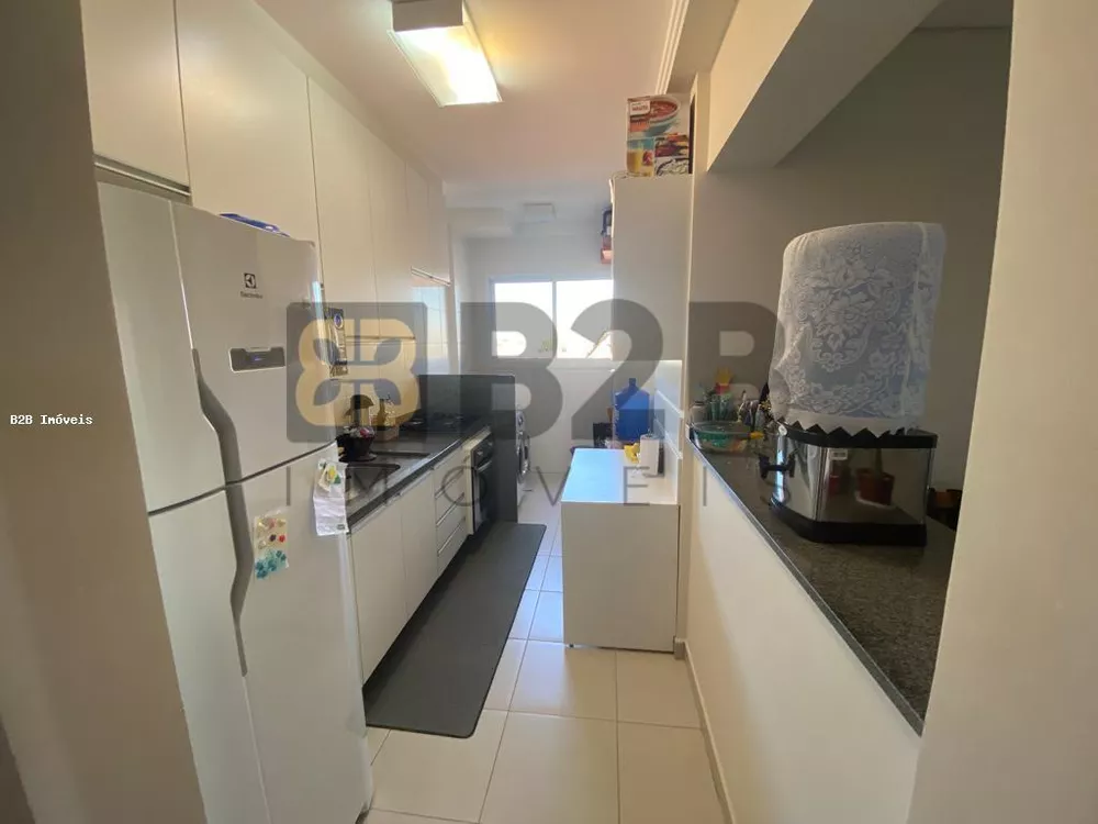 Apartamento à venda com 2 quartos, 62m² - Foto 4