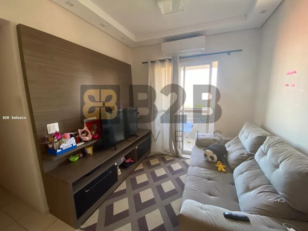 Apartamento à venda com 2 quartos, 62m² - Foto 1