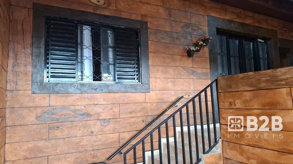 Casa à venda com 5 quartos, 193m² - Foto 7