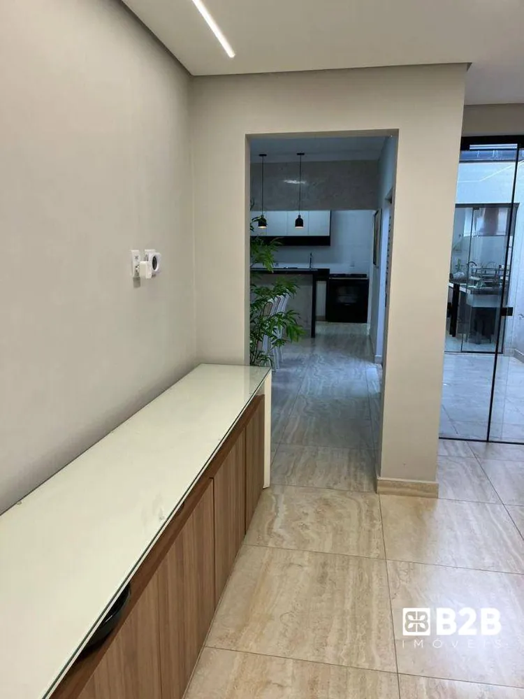 Casa, 3 quartos, 167 m² - Foto 2
