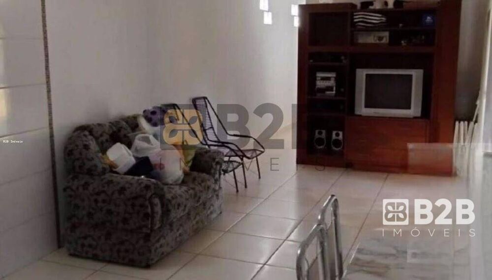 Chácara à venda com 2 quartos, 175m² - Foto 4
