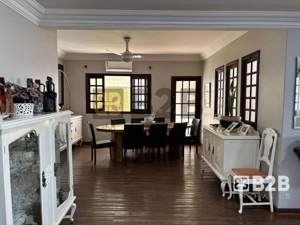 Casa, 3 quartos, 284 m² - Foto 6