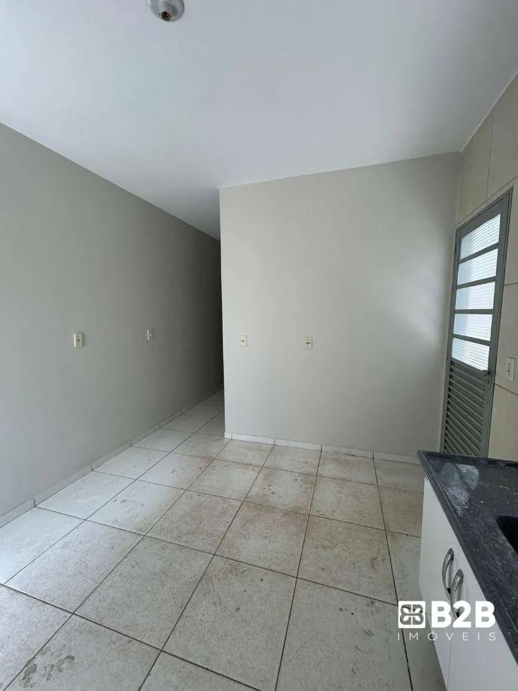 Casa, 2 quartos, 40 m² - Foto 2